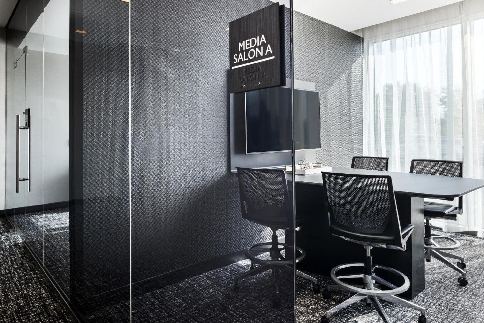 Ac Hotel By Marriott Minneapolis West End Saint Louis Park Extérieur photo