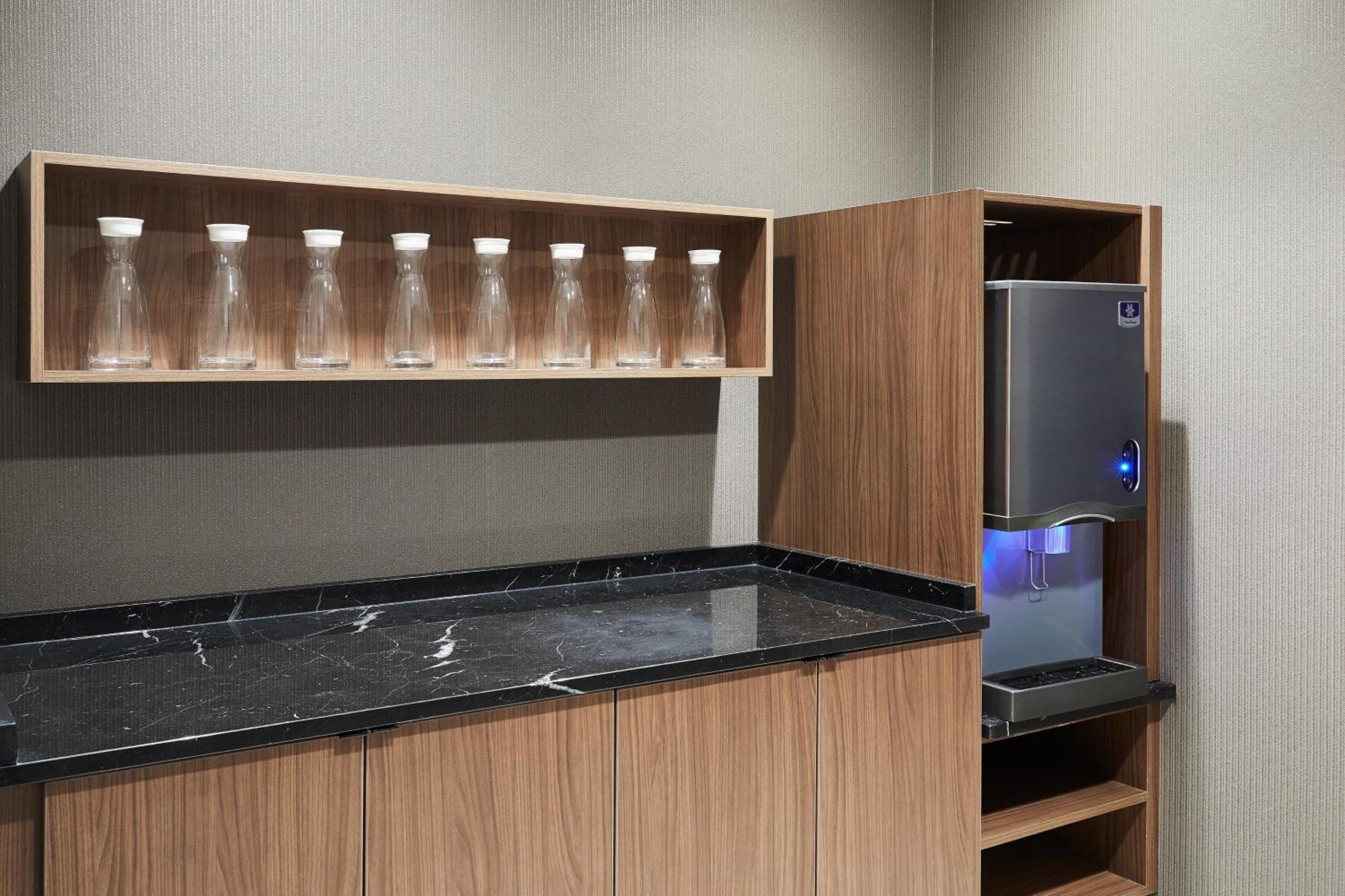 Ac Hotel By Marriott Minneapolis West End Saint Louis Park Extérieur photo