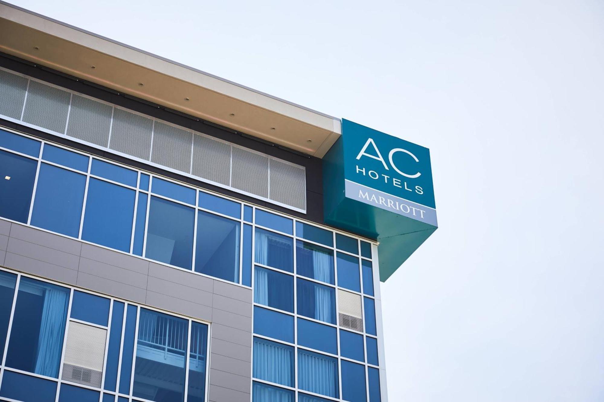 Ac Hotel By Marriott Minneapolis West End Saint Louis Park Extérieur photo