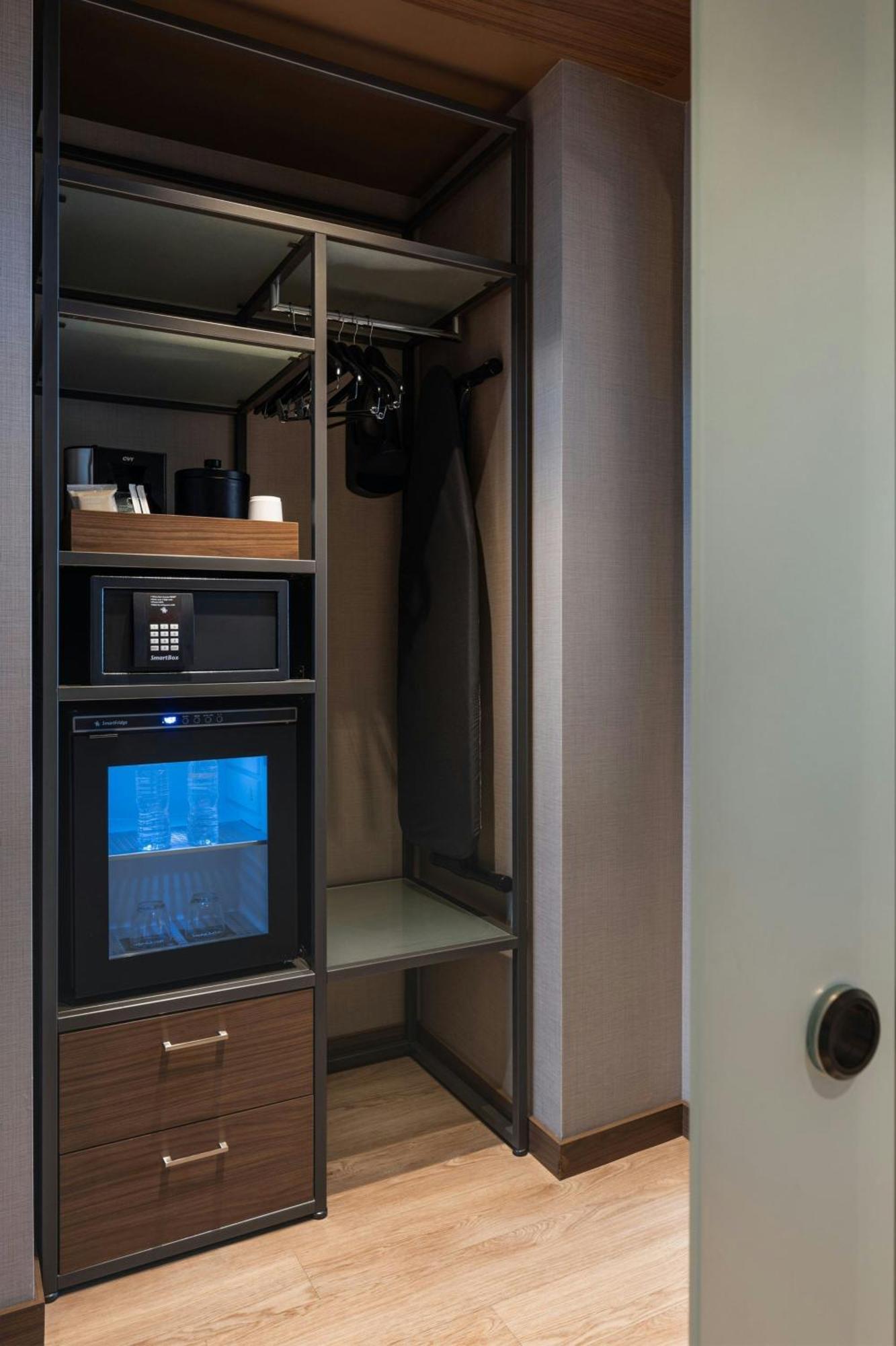 Ac Hotel By Marriott Minneapolis West End Saint Louis Park Extérieur photo